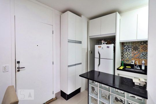 Cozinha de apartamento para alugar com 2 quartos, 50m² em Vargem Pequena, Rio de Janeiro
