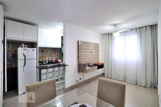 Apartamento para alugar com 2 quartos, 50m² em Vargem Pequena, Rio de Janeiro