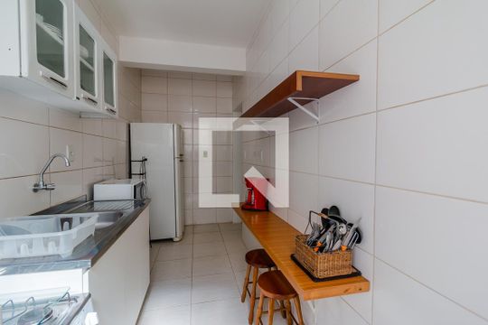 Cozinha de apartamento à venda com 1 quarto, 32m² em Centro Histórico, Porto Alegre