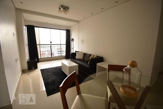 Apartamento para alugar com 3 quartos, 80m² em Guará Ii, Brasília