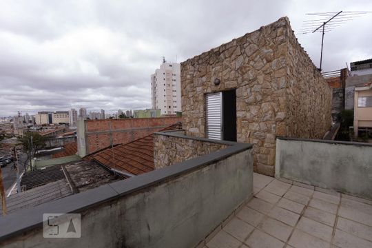 Sacada Quarto 1 de casa para alugar com 2 quartos, 126m² em Vila Libanesa, São Paulo