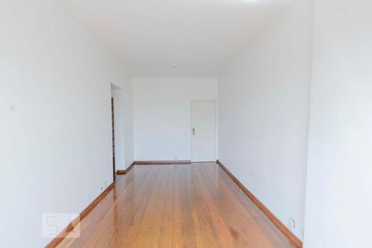 Sala de apartamento à venda com 2 quartos, 70m² em Grajaú, Rio de Janeiro