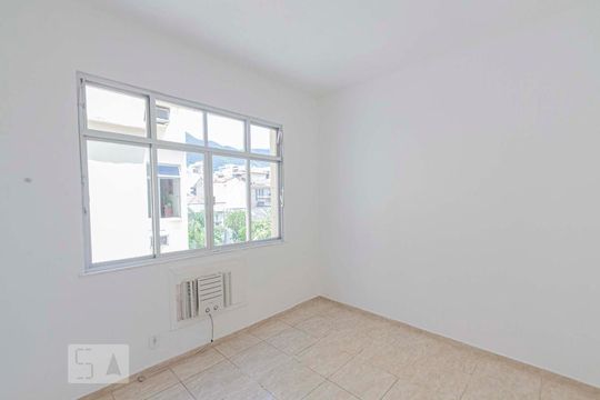 Quarto 1 de apartamento à venda com 2 quartos, 70m² em Andaraí, Rio de Janeiro