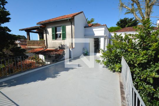 varanda de casa à venda com 6 quartos, 680m² em Santa Teresa, Rio de Janeiro