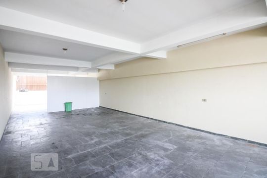 Garagem de casa à venda com 3 quartos, 160m² em Vila Palmeiras, São Paulo