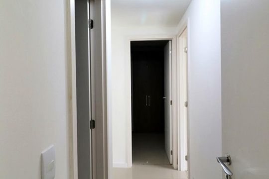 Corredor de casa de condomínio à venda com 3 quartos, 165m² em Vargem Pequena, Rio de Janeiro
