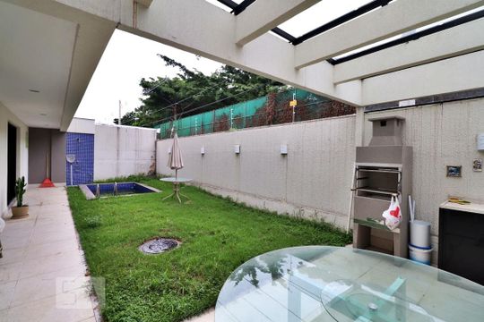 Área Externa de casa de condomínio à venda com 3 quartos, 165m² em Vargem Pequena, Rio de Janeiro