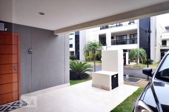 Vista de casa de condomínio à venda com 3 quartos, 165m² em Vargem Pequena, Rio de Janeiro