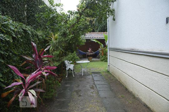 Casa de Condomínio para alugar com 4 quartos, 187m² em Pechincha, Rio de Janeiro