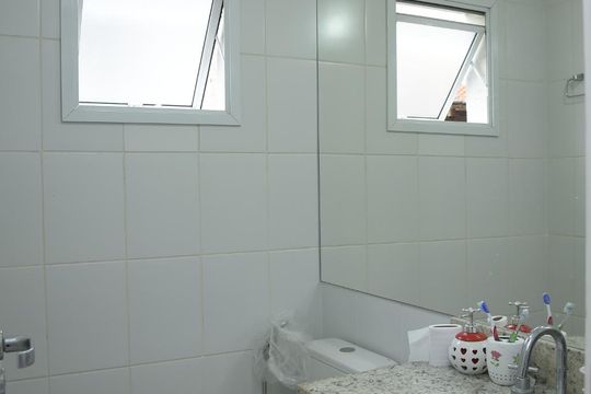 Casa de Condomínio para alugar com 4 quartos, 187m² em Pechincha, Rio de Janeiro