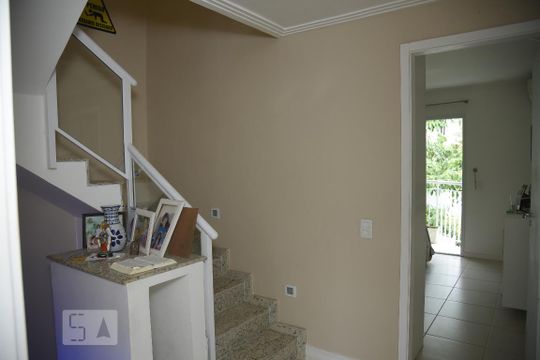 Casa de Condomínio para alugar com 4 quartos, 187m² em Pechincha, Rio de Janeiro