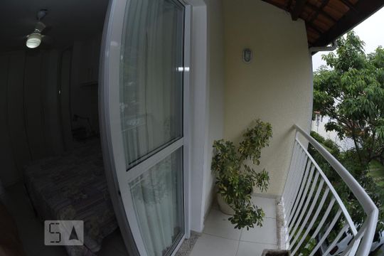 Casa de Condomínio para alugar com 4 quartos, 187m² em Pechincha, Rio de Janeiro