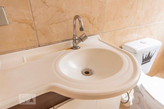Pia  de casa à venda com 2 quartos, 120m² em Parque Erasmo Assunção, Santo André