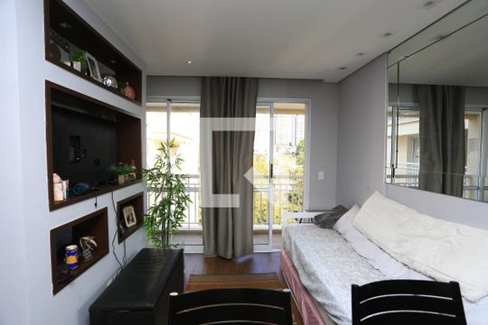 Sala de kitnet/studio à venda com 1 quarto, 38m² em Jardim Ampliação, São Paulo