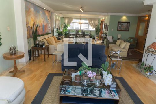 Sala de apartamento à venda com 3 quartos, 253m² em Morro dos Ingleses, São Paulo