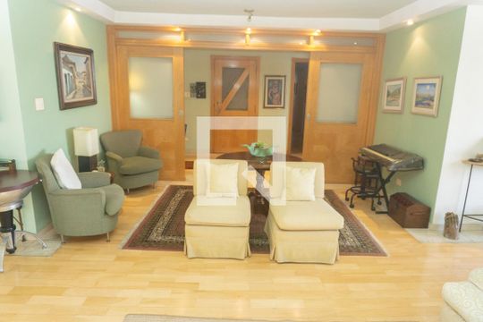Sala de apartamento à venda com 3 quartos, 253m² em Morro dos Ingleses, São Paulo