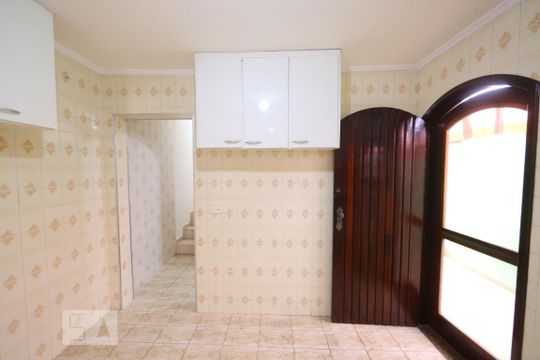 Cozinha de casa para alugar com 3 quartos, 300m² em Jardim Vila Formosa, São Paulo