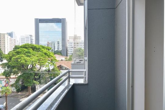 Varanda  de apartamento para alugar com 1 quarto, 42m² em Pinheiros, São Paulo