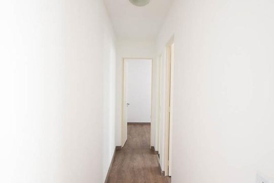 Corredor de apartamento para alugar com 2 quartos, 50m² em Vila Andrade, São Paulo