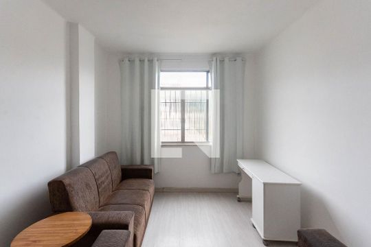 Sala de apartamento para alugar com 3 quartos, 80m² em São Francisco Xavier, Rio de Janeiro