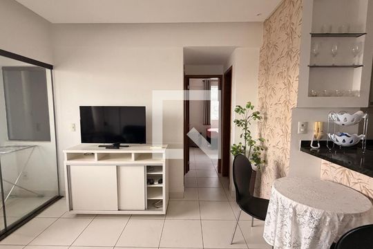 Sala de apartamento para alugar com 2 quartos, 50m² em Setor Bueno, Goiânia