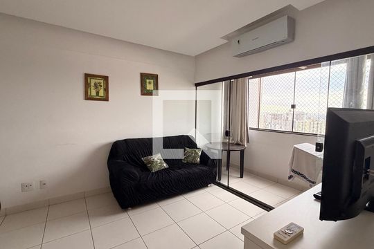 Sala de apartamento para alugar com 2 quartos, 50m² em Setor Bueno, Goiânia