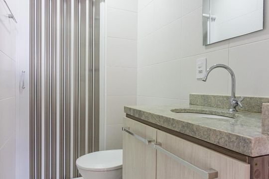 Banheiro  de apartamento à venda com 3 quartos, 74m² em Centro, Osasco