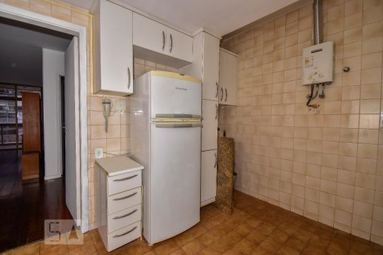 Cozinha de apartamento para alugar com 1 quarto, 65m² em Jardim Botânico, Rio de Janeiro
