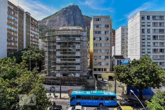 Apartamento para alugar com 1 quarto, 65m² em Jardim Botânico, Rio de Janeiro