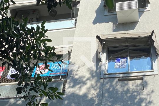 Plaquinha de apartamento à venda com 2 quartos, 60m² em Taquara, Rio de Janeiro