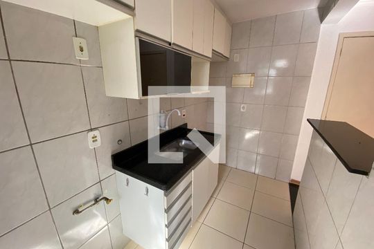 Cozinha de apartamento à venda com 2 quartos, 60m² em Taquara, Rio de Janeiro