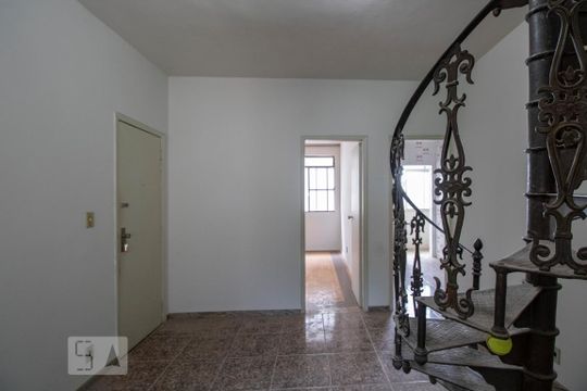 Sala 2 de apartamento para alugar com 4 quartos, 124m² em São Lucas, Belo Horizonte