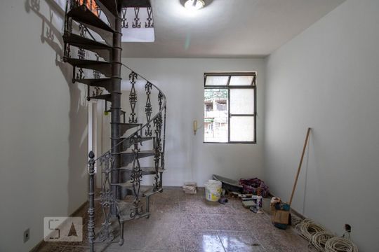 Sala 2 de apartamento para alugar com 4 quartos, 124m² em São Lucas, Belo Horizonte