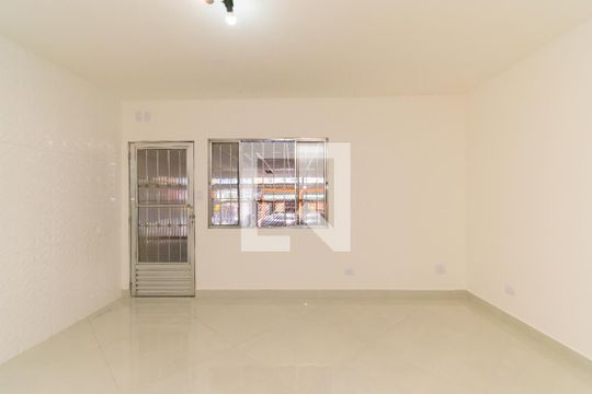 Sala de casa para alugar com 2 quartos, 120m² em Jardim Adutora, São Paulo