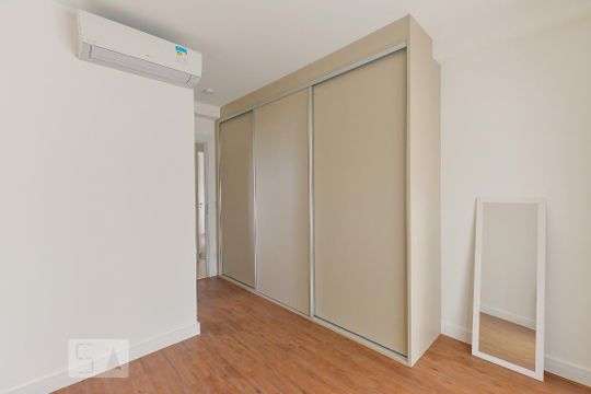 Suíte de apartamento à venda com 3 quartos, 100m² em Pinheiros, São Paulo