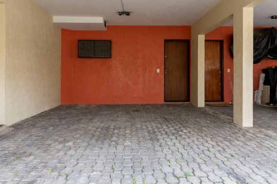 Garagem de casa de condomínio à venda com 3 quartos, 144m² em Vila Salete, São Paulo