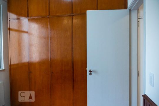 Quarto de apartamento para alugar com 1 quarto, 40m² em Copacabana, Rio de Janeiro