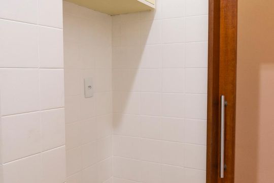 Cozinha de apartamento para alugar com 1 quarto, 40m² em Copacabana, Rio de Janeiro