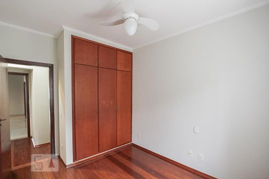Quarto 2 de casa à venda com 3 quartos, 217m² em Jardim Chapadão, Campinas