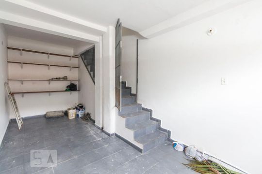 Garagem de casa à venda com 2 quartos, 120m² em Vila Parque Jabaquara, São Paulo