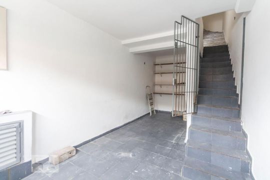 Garagem de casa à venda com 2 quartos, 120m² em Vila Parque Jabaquara, São Paulo