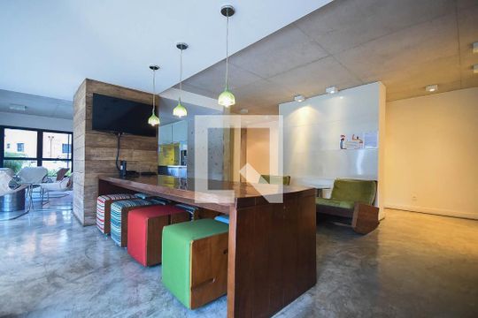 Área comum de apartamento à venda com 1 quarto, 70m² em Vila Suzana, São Paulo