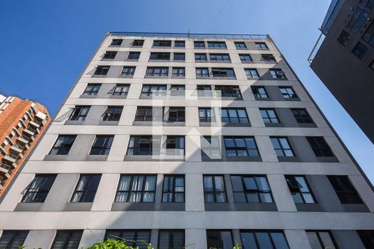Fachada de apartamento à venda com 1 quarto, 70m² em Vila Suzana, São Paulo