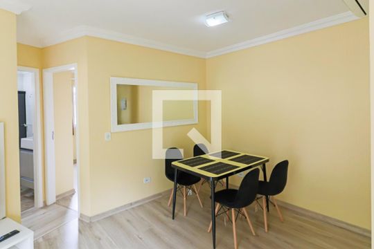 Sala de apartamento à venda com 2 quartos, 55m² em Jardim Jussara, São Paulo