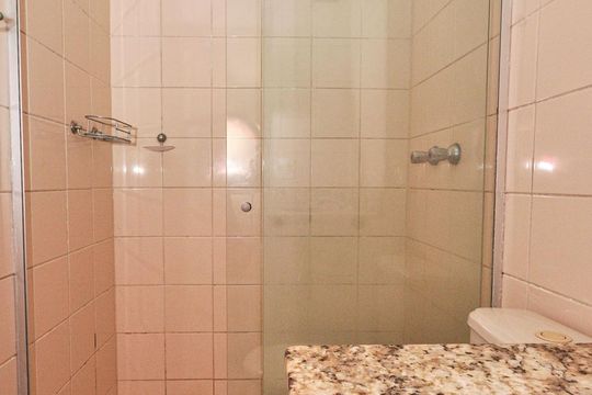 Banheiro Suíte de apartamento à venda com 2 quartos, 50m² em Jacarepaguá, Rio de Janeiro