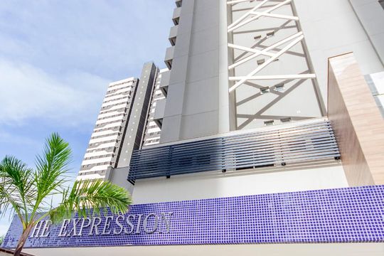Fachada de apartamento à venda com 2 quartos, 65m² em Setor Bueno, Goiânia