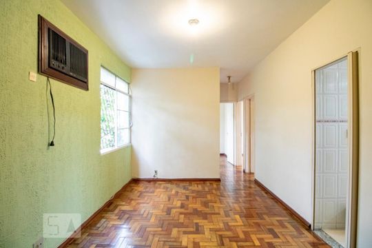 Apartamento para alugar com 3 quartos, 60m² em Santa Efigênia, Belo Horizonte