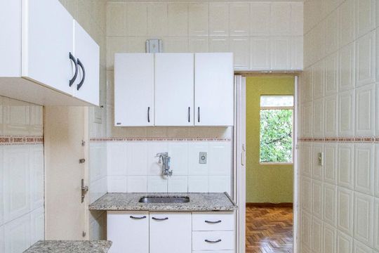 Cozinha de apartamento para alugar com 3 quartos, 60m² em Santa Efigênia, Belo Horizonte