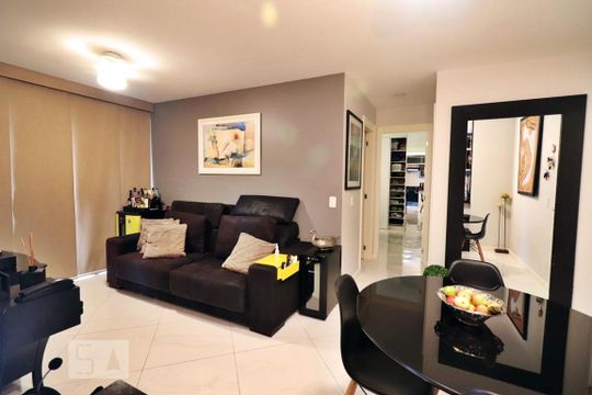 Sala de apartamento à venda com 2 quartos, 120m² em Recreio dos Bandeirantes, Rio de Janeiro