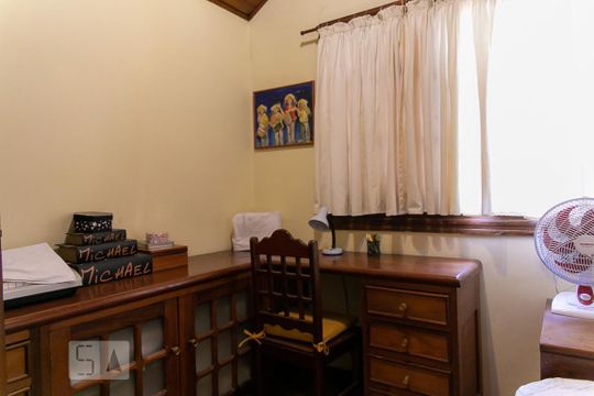 Quarto 3 de casa para alugar com 5 quartos, 354m² em Vila Monumento, São Paulo